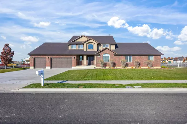 2154 W 2700 S, Syracuse, UT 84075