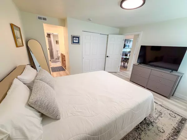 Millcreek, UT 84117,4620 S QUAIL PARK DR E #L