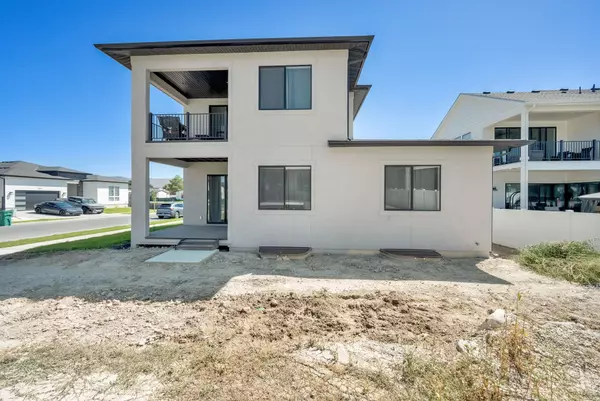 Riverton, UT 84065,1612 W MAPLE BROOK LN