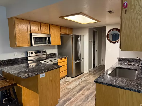 Harrisville, UT 84414,176 W SAVANNAH LN N