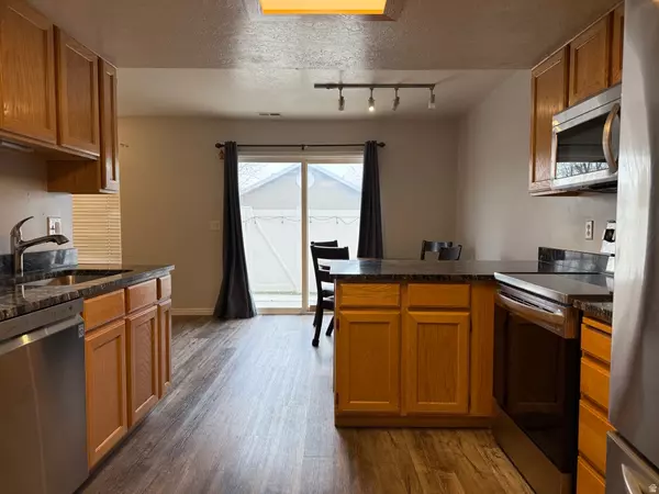 Harrisville, UT 84414,176 W SAVANNAH LN N