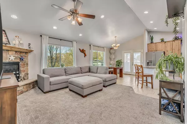 Lehi, UT 84043,798 S 925 W