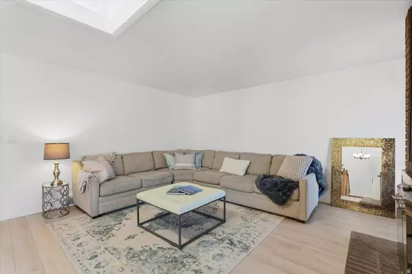 Millcreek, UT 84106,3373 S HONEYCUT RD #A