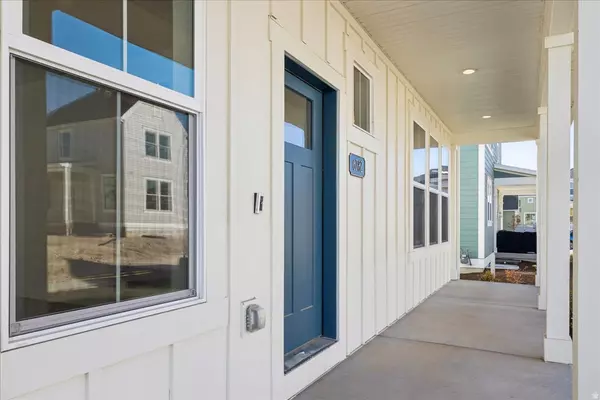 South Jordan, UT 84009,6782 W DOCKSIDER DR #302