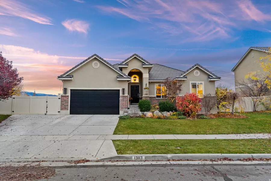 1383 W LONGHORN DR, Farmington, UT 84025