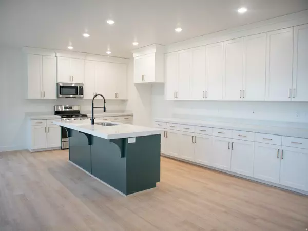 Eagle Mountain, UT 84005,2176 E SWALLOW DRIVE LOT #4044