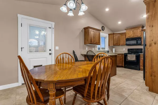 Tremonton, UT 84337,335 S 400 W