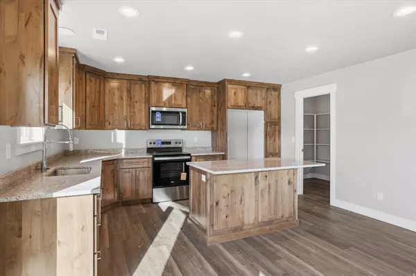 Tremonton, UT 84337,1286 S 240 N #15