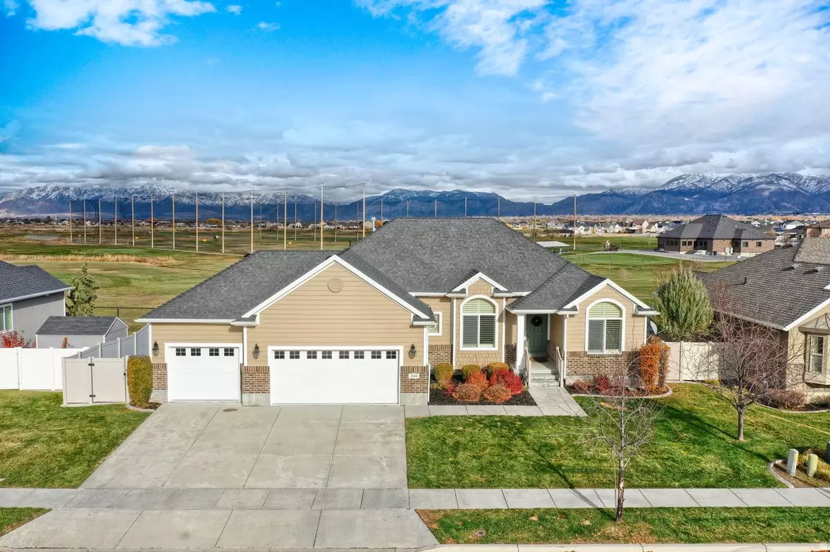 Clinton, UT 84015,2444 N HOODED CRANE CIR #11