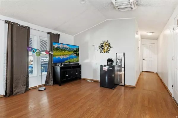 West Valley City, UT 84119,2778 S 2670 W #1