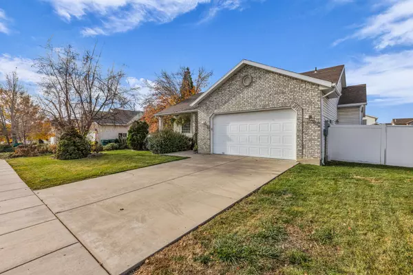 Layton, UT 84041,1445 N 2925 W
