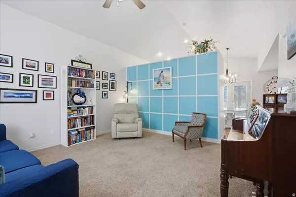 Woods Cross, UT 84087,1288 S 1050 W