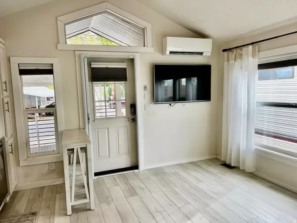 Washington, UT 84780,1160 E TELEGRAPH ST #16