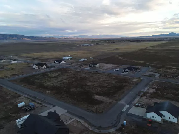 Eagle Mountain, UT 84013,3067 W PRAIRIE DOG RD #128