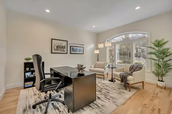 Cottonwood Heights, UT 84093,3261 E LANTERN HILL CT