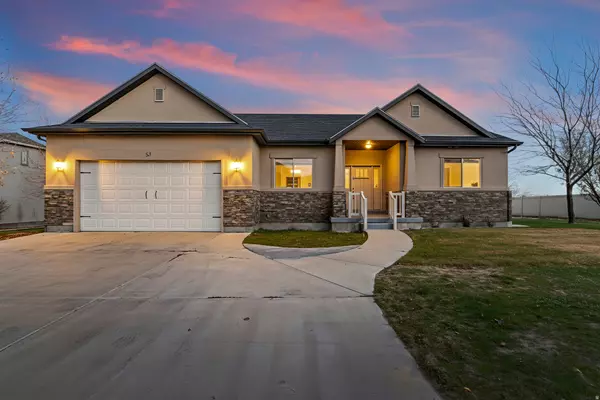 53 W LAKE VIEW TERRACE RD, Saratoga Springs, UT 84045