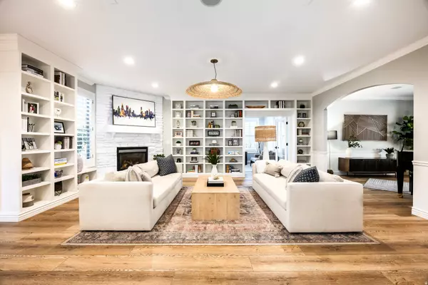 South Jordan, UT 84009,4218 W OPEN CREST DR