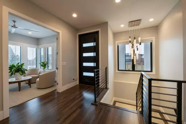 Sandy, UT 84070,10946 S SADY LN