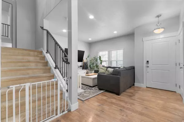 South Jordan, UT 84009,6453 W ARRANMORE DR