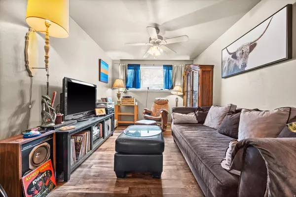 Salt Lake City, UT 84111,732 S 400 E #104