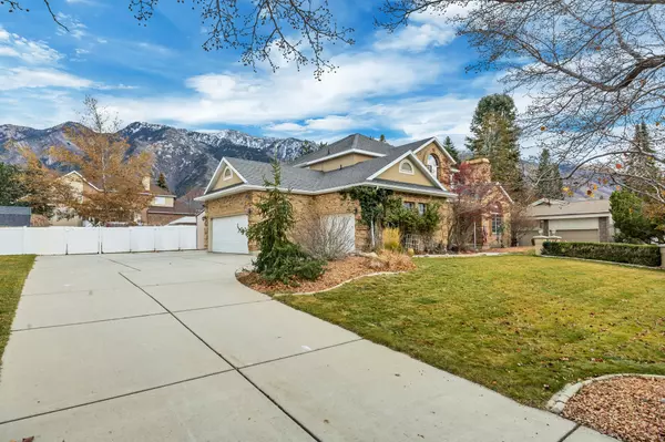 Sandy, UT 84092,5 QUIETWOOD LN E
