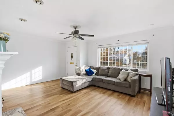 Pleasant Grove, UT 84062,121 E 700 S