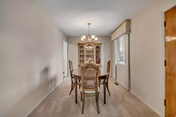 Murray, UT 84107,3935 S 300 E