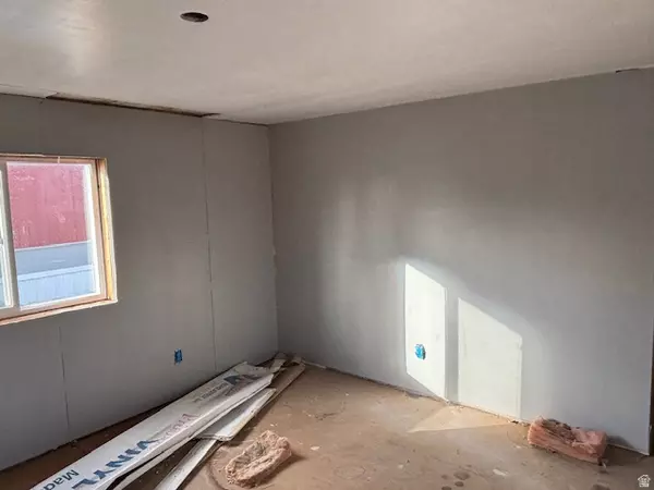 Vernal, UT 84078,50 S 1500 W #7