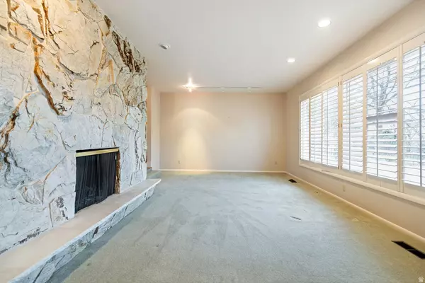 Mapleton, UT 84664,1020 W 2000 N