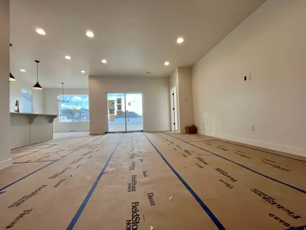 Eagle Mountain, UT 84005,1184 E BLACKFEET DR #501