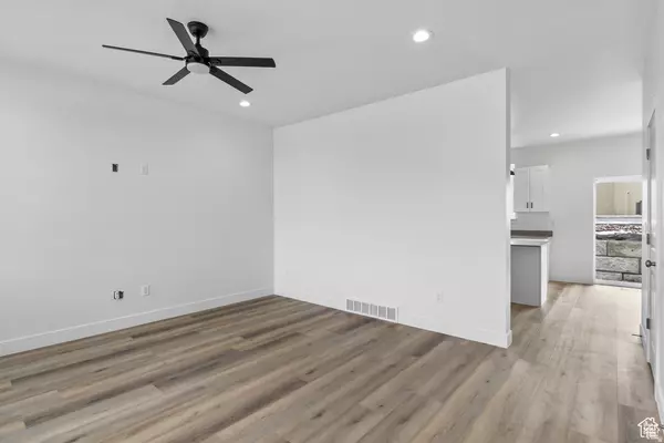 Tooele, UT 84074,244 W CRESCENT LN #96