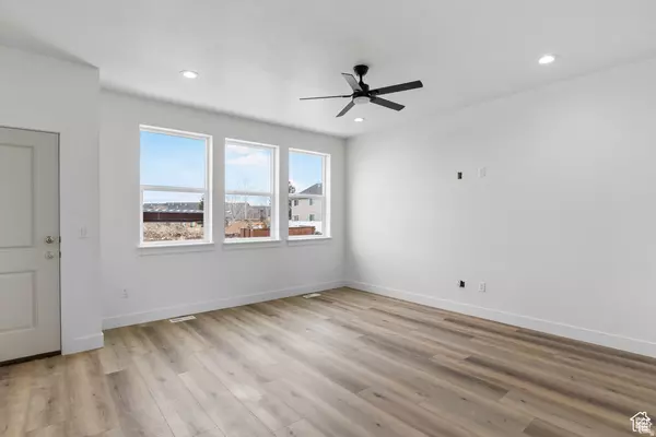 Tooele, UT 84074,244 W CRESCENT LN #95