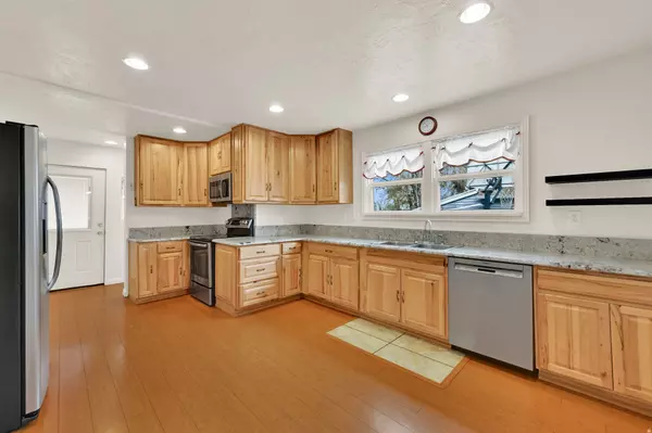 Ogden, UT 84401,2427 D AVE