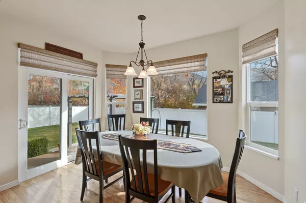 Centerville, UT 84014,353 FLORENTINE LN