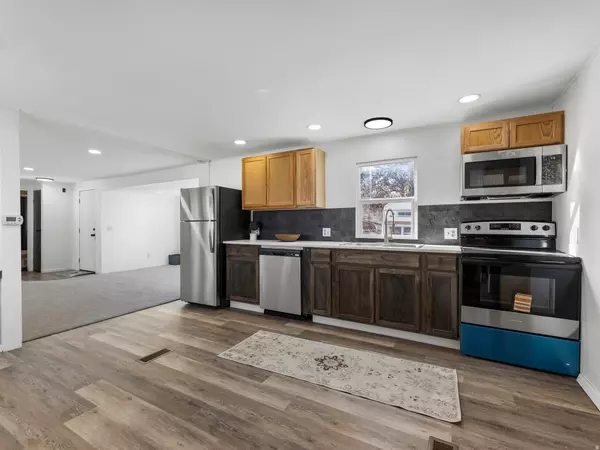 Goshen, UT 84633,182 W 200 S