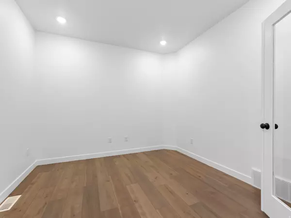 Saratoga Springs, UT 84043,193 N HUSKER LN