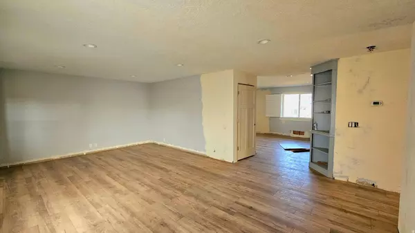 West Jordan, UT 84088,9095 S 1150 W