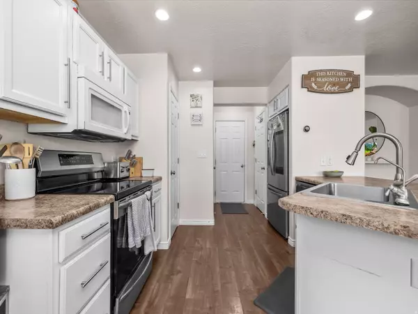 Spanish Fork, UT 84660,1222 FIREFLY DR