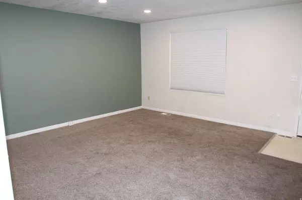 Tooele, UT 84074,182 ALFRED DR