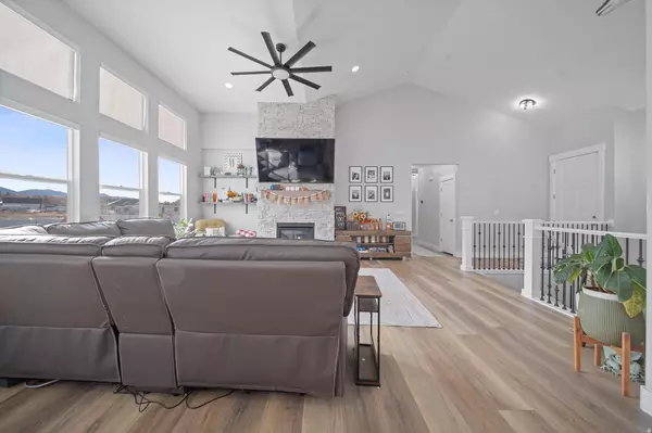 Lake Point, UT 84074,1668 E COREYS CT N