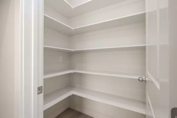 Hurricane, UT 84737,1991 W 250 S #44