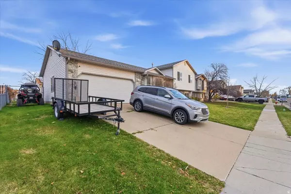 Roy, UT 84067,5778 S 4075 W