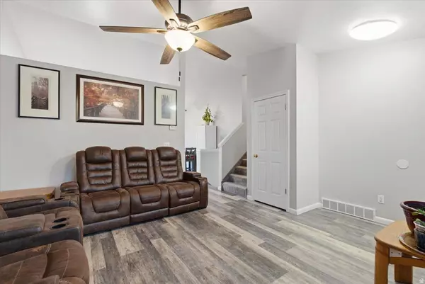 Roy, UT 84067,5778 S 4075 W