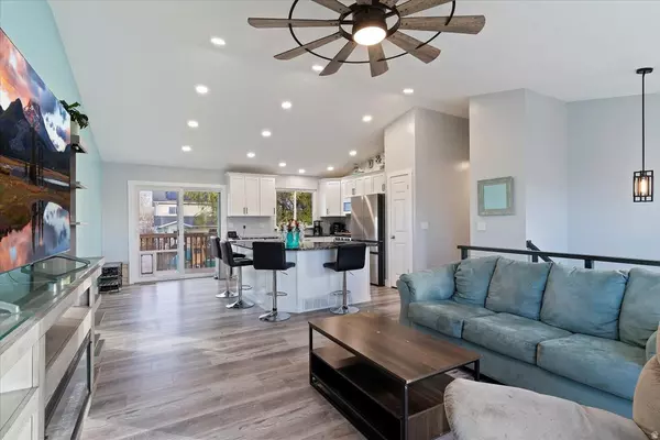 Clinton, UT 84015,2162 N 2290 W