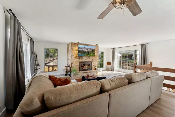 Bountiful, UT 84010,3088 S 100 W