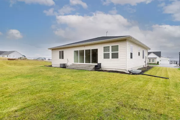 Smithfield, UT 84335,656 S 1080 E