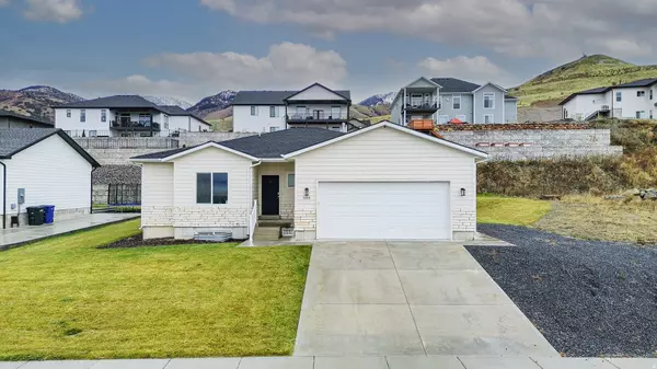 Smithfield, UT 84335,656 S 1080 E