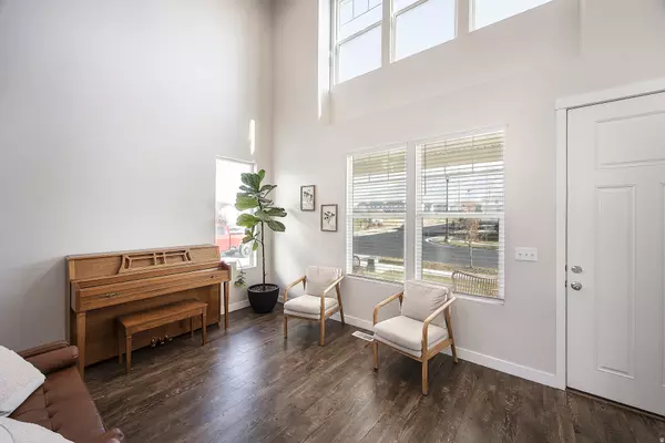 Spanish Fork, UT 84660,1557 N WOODSIDE DR