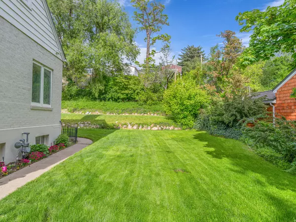 Salt Lake City, UT 84108,941 S CONNOR ST E