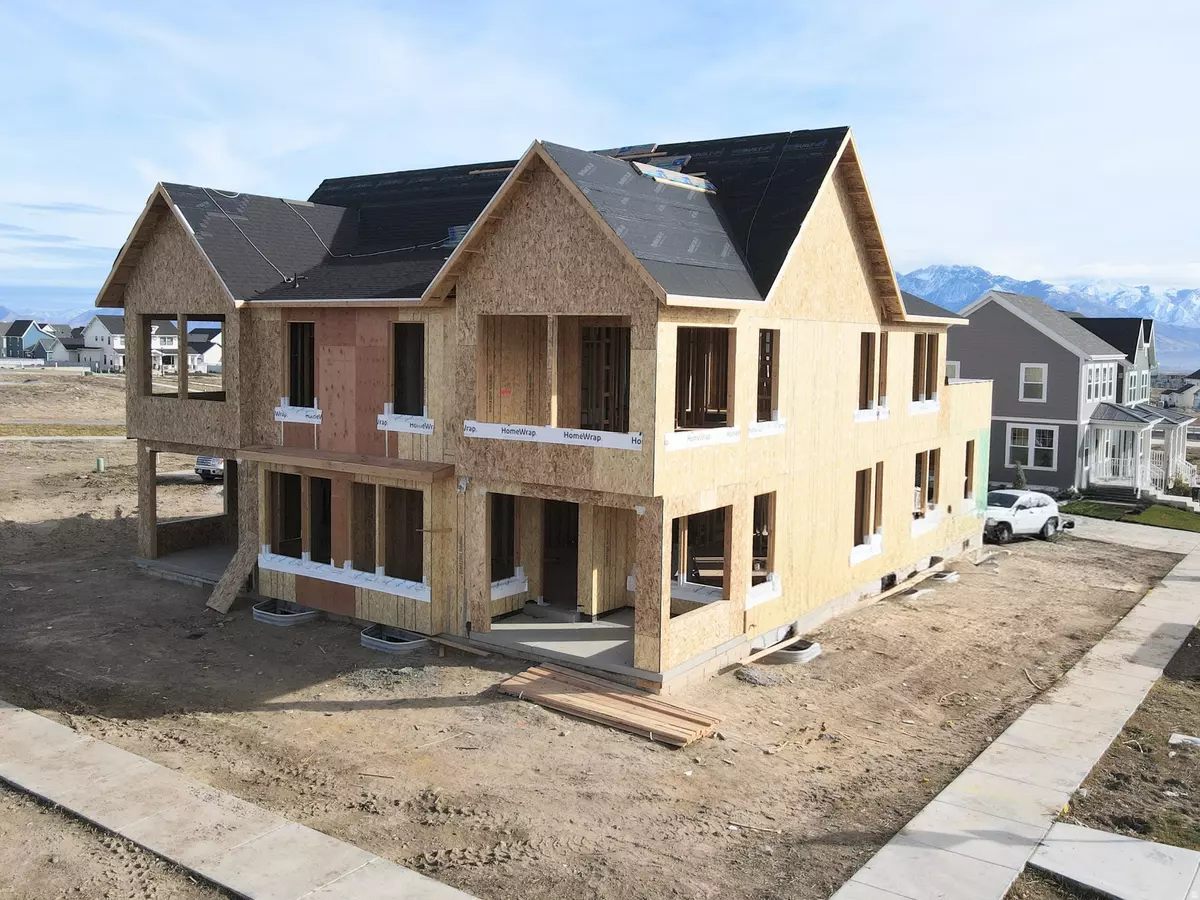 South Jordan, UT 84009,6868 W LAKE AVE S #150